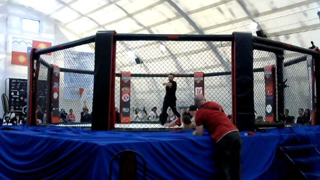 Открытые соревнования бойцовского клуба «МОТИВ» города Сочи по панкратиону 30-31.05.2025. Часть 6. смотреть онлайн