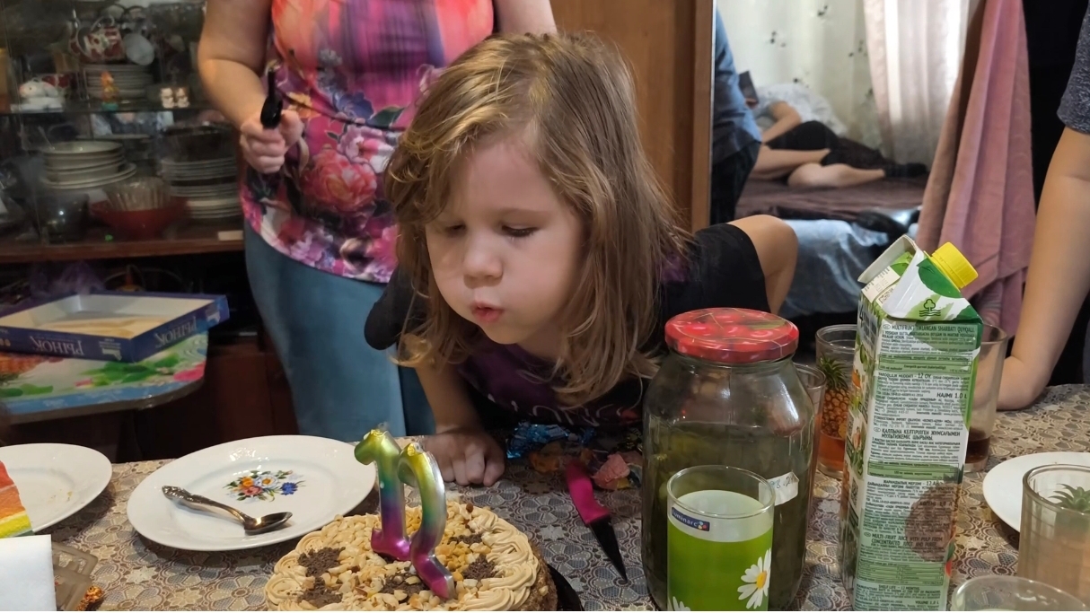 Задуваем свечки