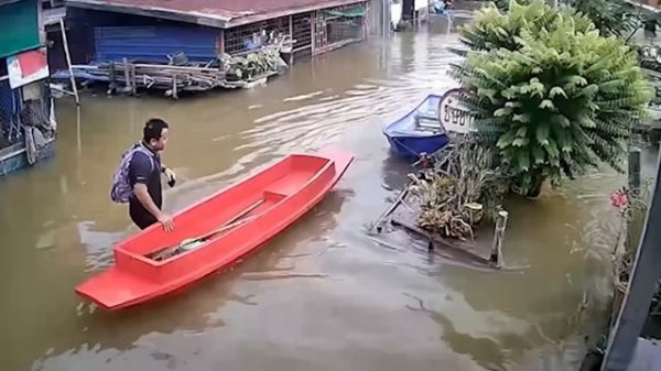 NEW! BRAIN TIME. САМЫЕ НЕЛЕПЫЕ МОМЕНТЫ, СНЯТЫЕ НА КАМЕРУ НАБЛЮДЕНИЯ