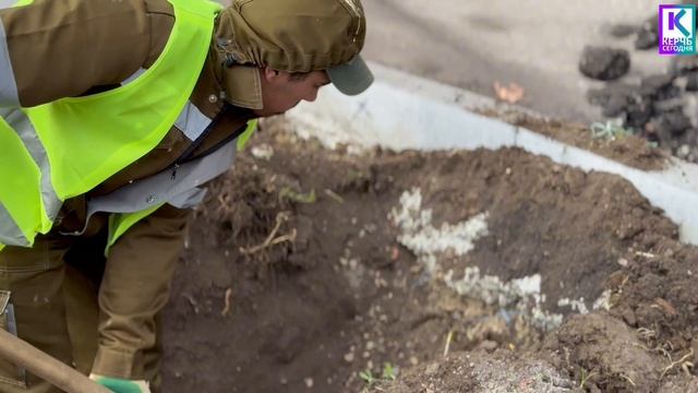 На кольце по улице Горького устанавливают систему автополива! смотреть онлайн
