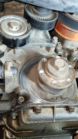 Демпфер шкива УАЗ Патриот 2024 на 50 тысячах пробега.