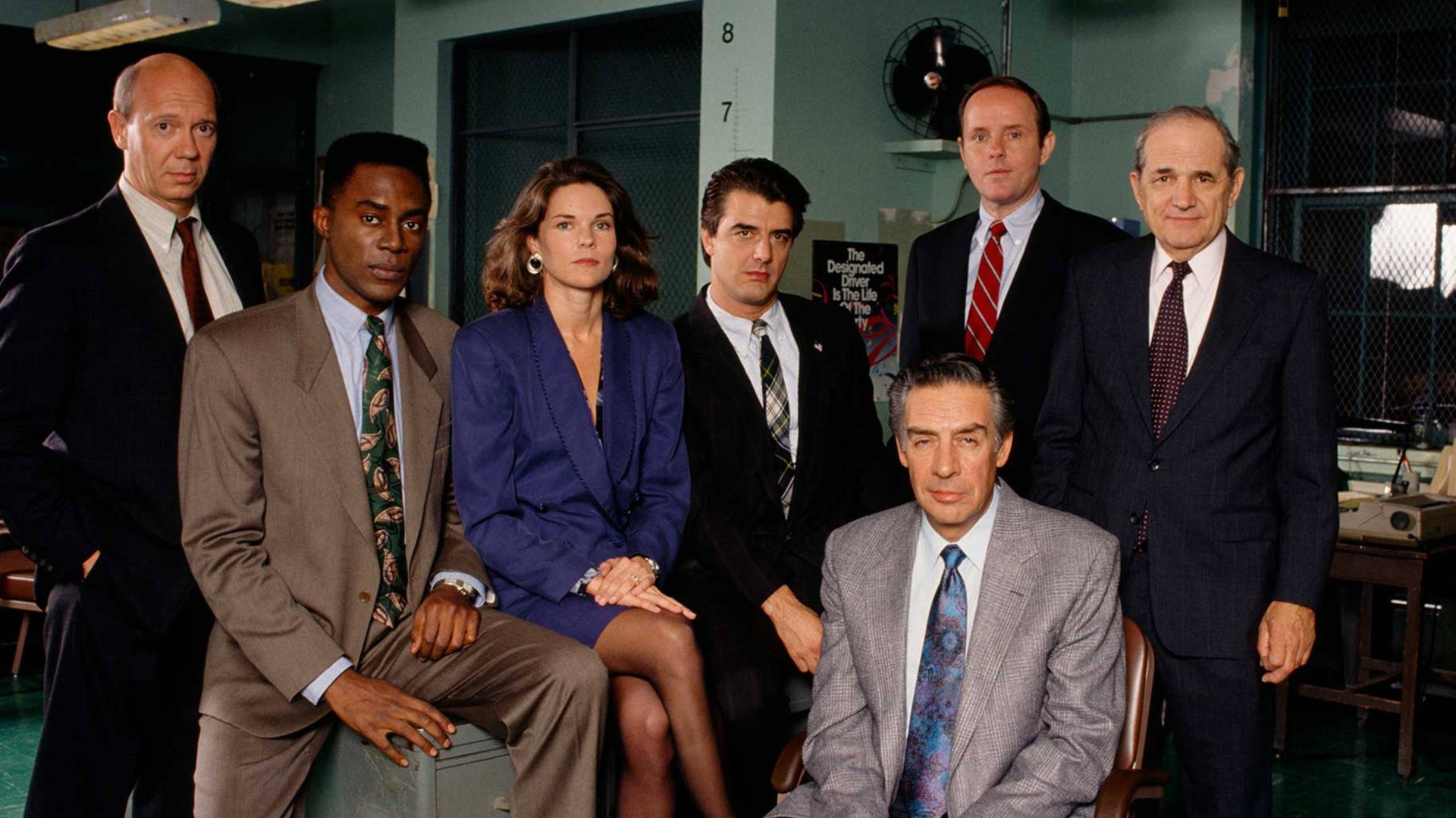 Сериал Закон и Порядок - 1 сезон 1 серия / Law & Order смотреть онлайн