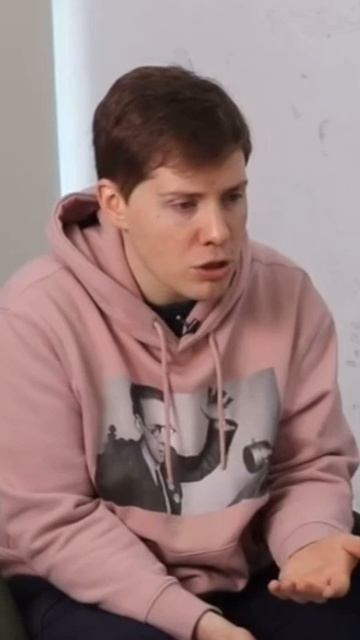 Страх ведущих быть узнанным из-за популярности смотреть онлайн