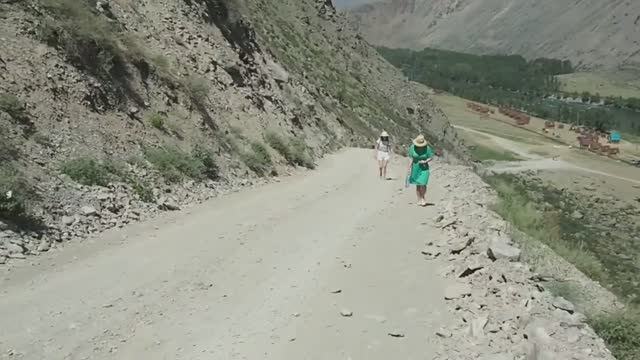 Пешком на перевал Кату-Ярык (Горный Алтай). смотреть онлайн