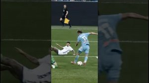 Забил шикарный гол ПЯТКОЙ  #МирРПЛ