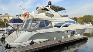 Итальянская яхта 2008 Azimut 62