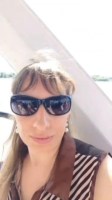 Плывём с мужем на теплоходе смотреть онлайн