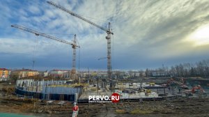 На стадионе «Уральский Трубник» продолжаются работы