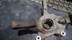 Замена передних ступичных подшипников OPEL VIVARO