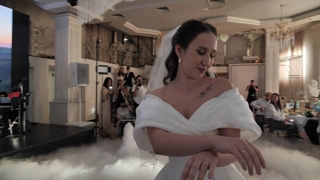 Красивый первый танец жениха и невесты