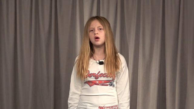 Стихотворение «Любочка» Агния Барто. Читает Арина Шмидт. смотреть онлайн