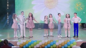 Вокальный номер «Бабушка рядышком с дедушкой»