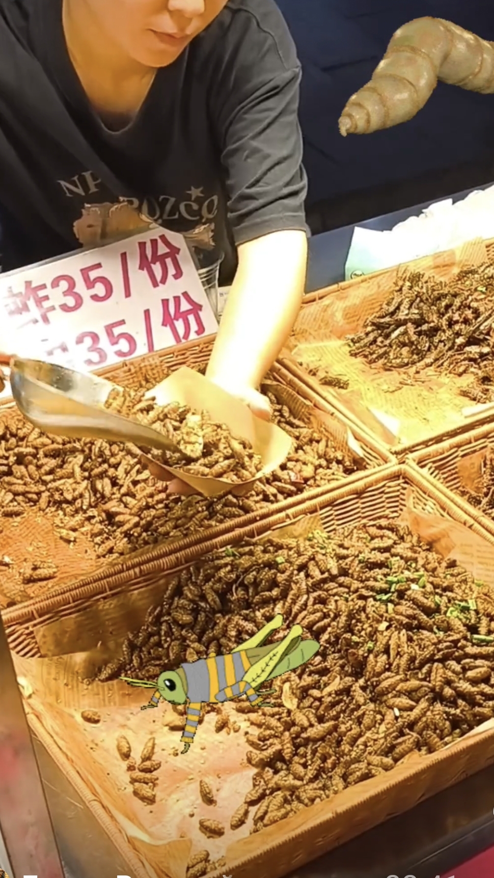 пробую кузнечиков