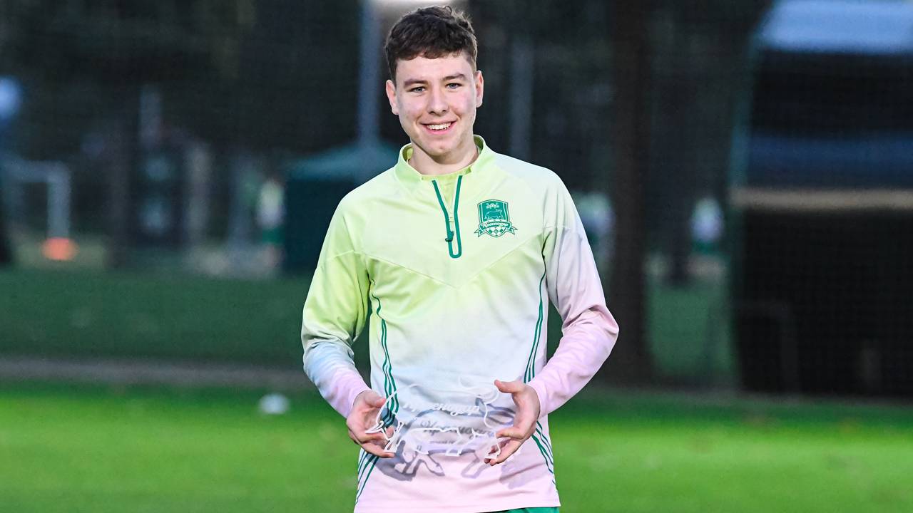 Назар Сидельников – автор лучшего гола среди старших команд Академии ФК «Краснодар» в сентябре 2025 смотреть онлайн