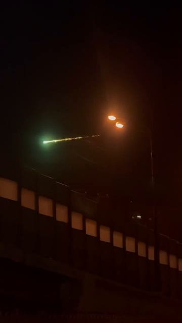 МЕТЕОРИТ НАД МОСКВОЙ.!! смотреть онлайн