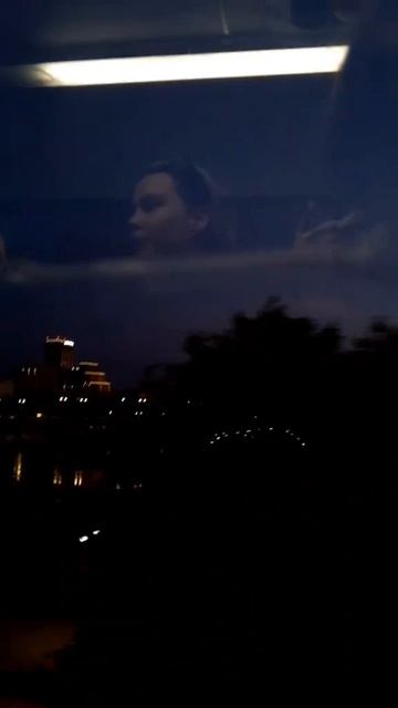 Едем домой, классно провели время в день России и закончился праздник группой Любэ. Все было супер! смотреть онлайн