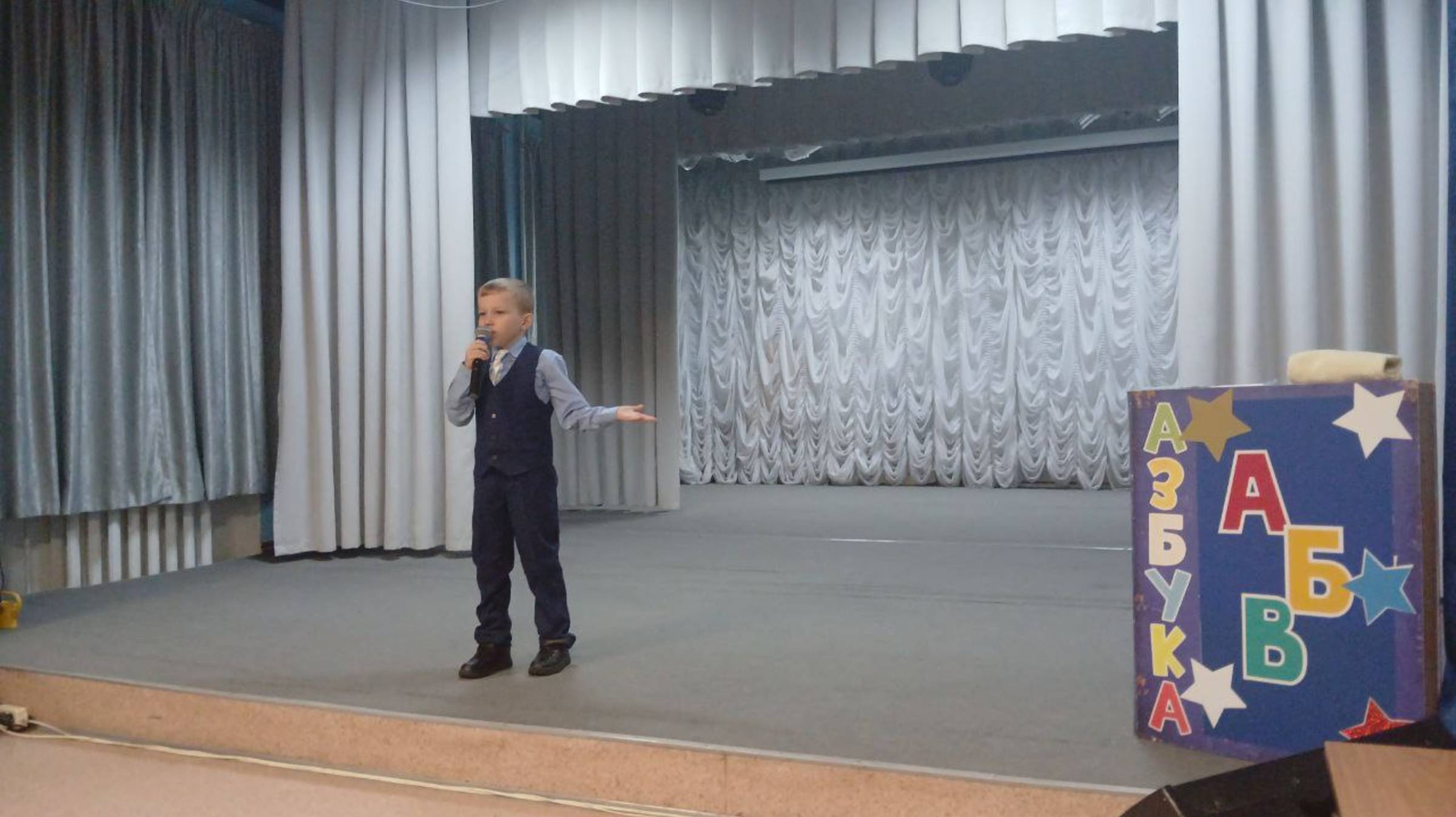 Есентий Чихирин "Осень на носу" (Елена Кай) смотреть онлайн