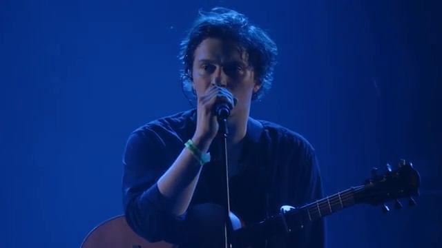 Бонд с кнопкой и хором концерт live смотреть онлайн