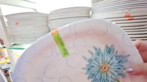 Шопинг в Супер  Саи Базаре. Индийский Муж пригласил в Ресторан. Отмечаем встречу! Путтапарти.