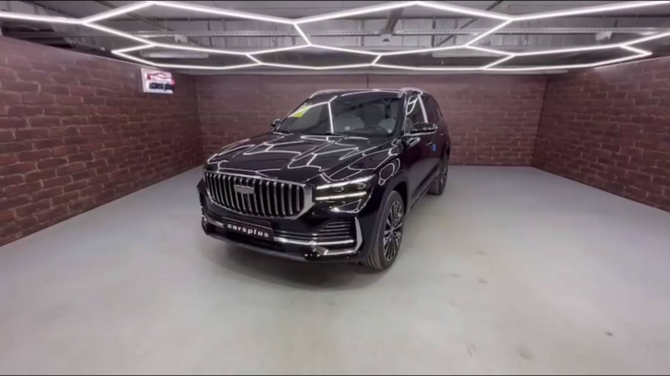 В наличии 🚙 Geely Monjaro рестайлинг🖤🤍 смотреть онлайн