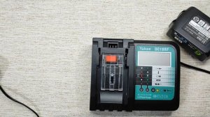 Зарядное Макита 18В с ОЗОН!!! ОСТОРОЖНО! Заводской брак!