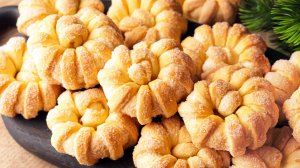 Немного кефира и быстрая выпечка к чаю у вас на столе! Печенье сахарные завитушки! Рецепт печенья