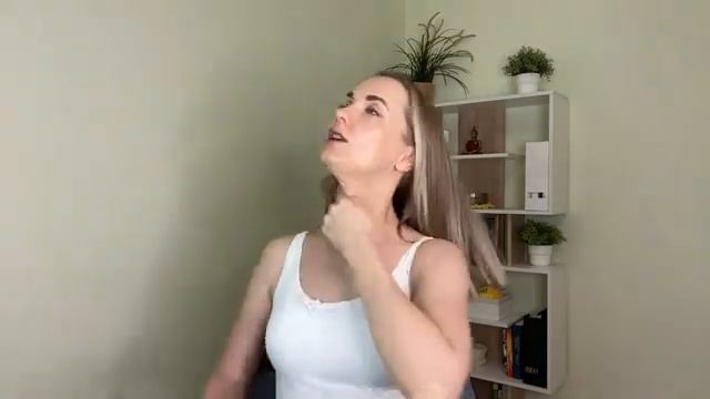 Онлайн-практикум Йогатерапия для здоровой спины  Нина Дуванова