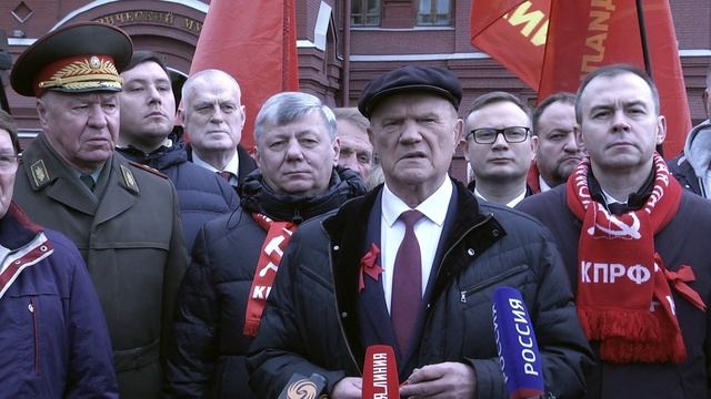 Комсомол – верный помощник Коммунистической партии во все времена! смотреть онлайн