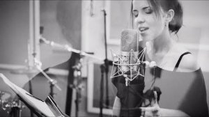 Босиком по солнцу-А по темным улицам гуляет дождь