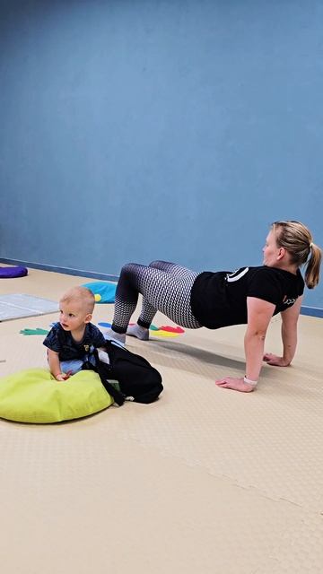 Йога после родов.mp4 смотреть онлайн