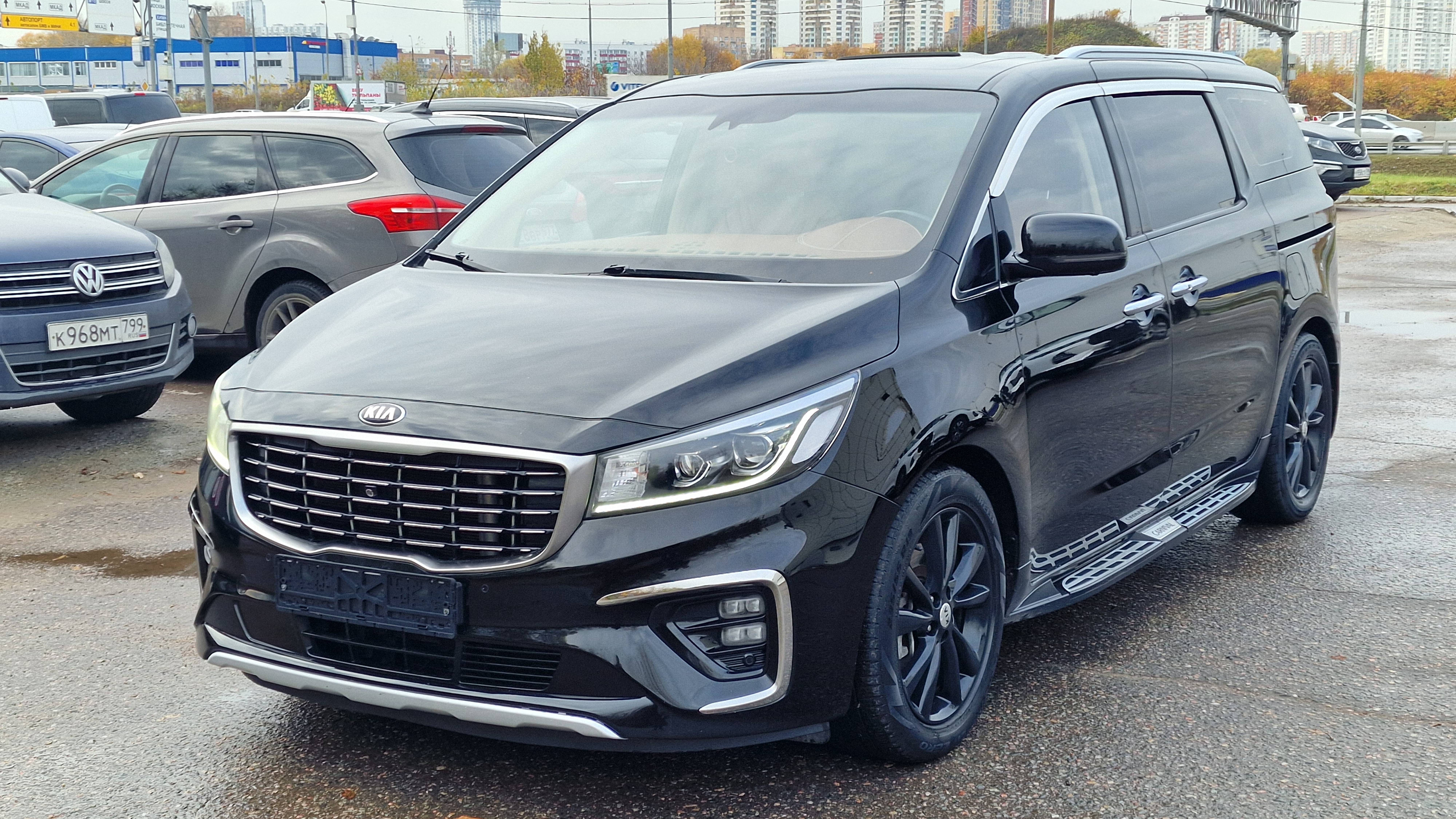 KIA CARNIVAL (2018) смотреть онлайн