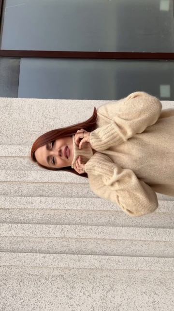 Свитер по МК Грация💔 https://annaboronbekova.ru/opisania/mk-gratsija смотреть онлайн