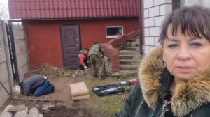 Продолжаем строить навес у дома. Мои закрома. Малосольные огурцы через 3 месяца.