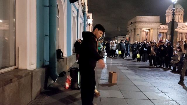 Танцор Саша танцует смотреть онлайн