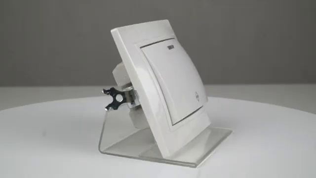 Распаковка и первичный обзор электроустановочных изделий серии Таймыр: новые решения смотреть онлайн