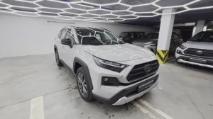 Toyota RAV4 2025 в редком сером цвете ОБЗОР