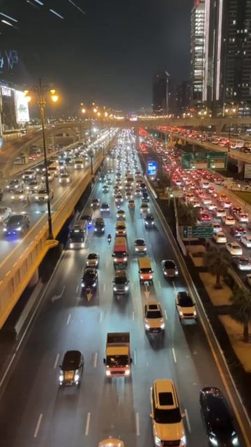 Дубай авто пробка смотреть онлайн