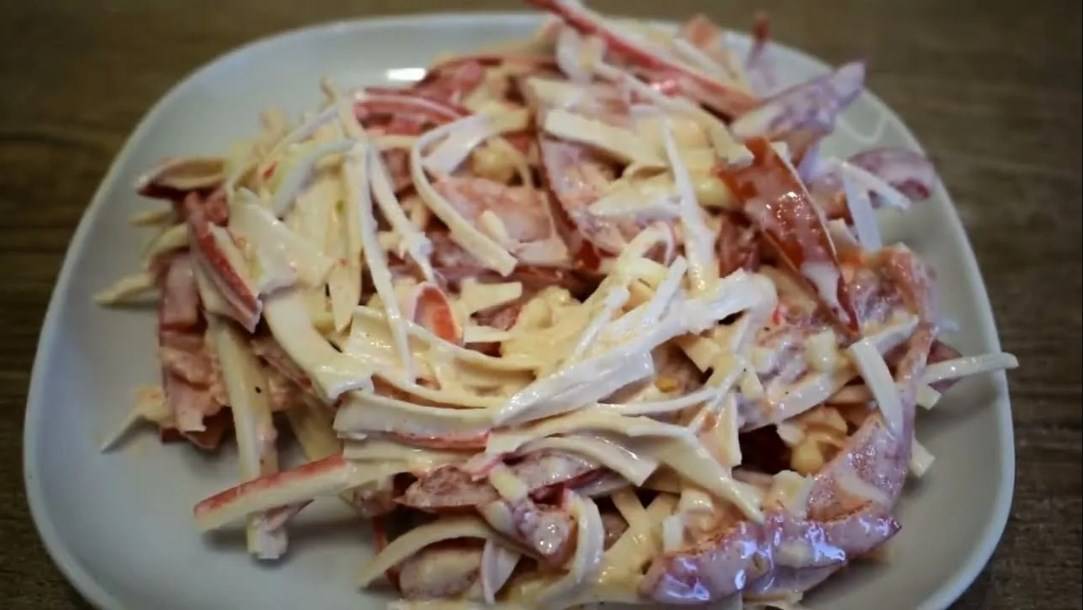 Делаю по два раза в день. Два новых салата из крабовых на каждый день смотреть онлайн