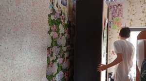 Будни нашей семьи.Приготовила салатики.Сделали перестановку. Ответ для подписчицы.