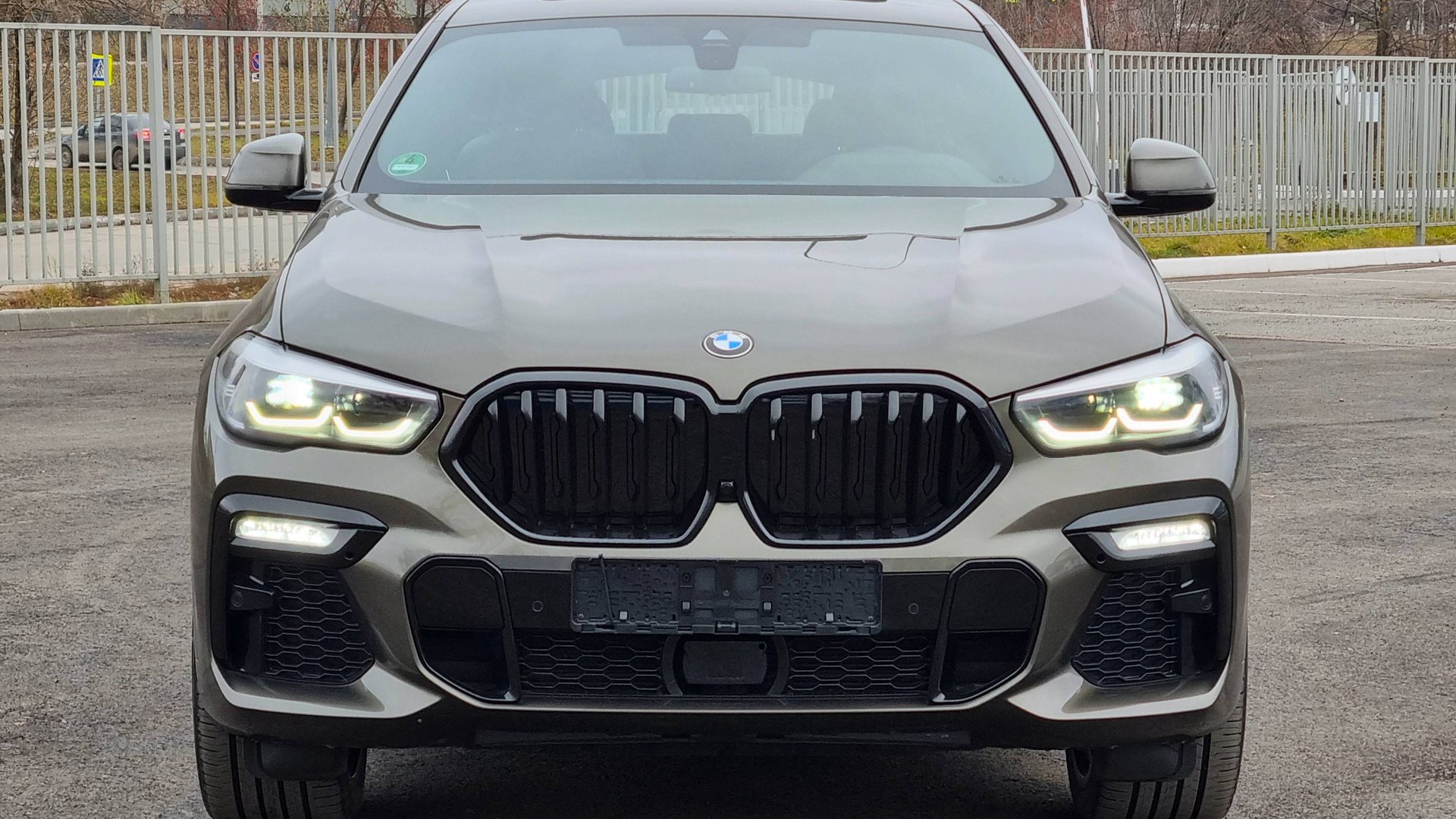 BMW X6 40i