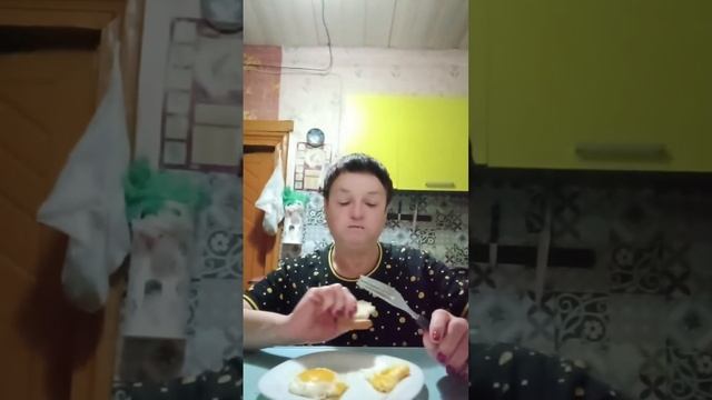 Приятного аппетита 😋 смотреть онлайн