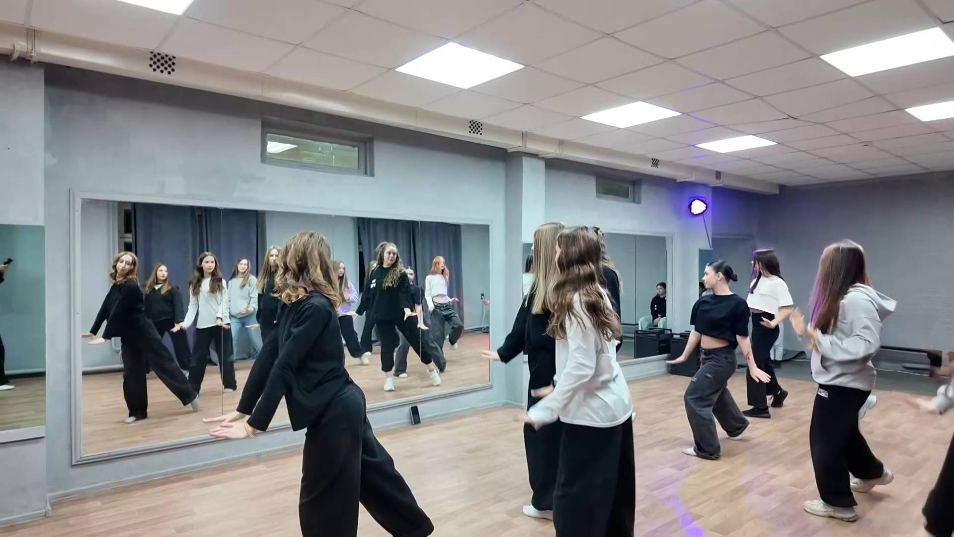 Копейчанка растит выдающихся танцоров смотреть онлайн