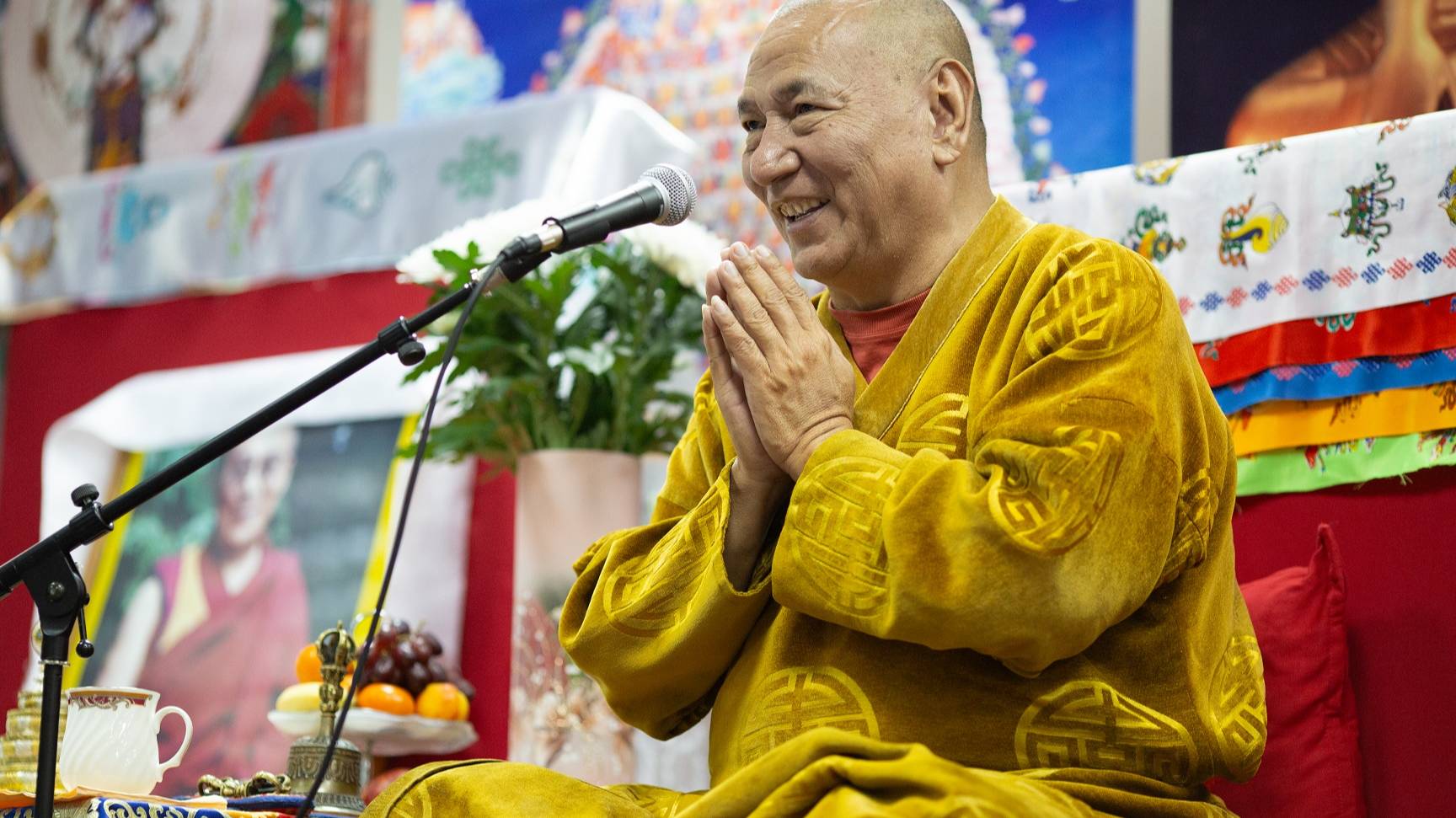 Санкт-Петербург 29.10.2025 (2/3) Лекция по буддийской философии Досточтимого Геше Джампа Тинлея смотреть онлайн