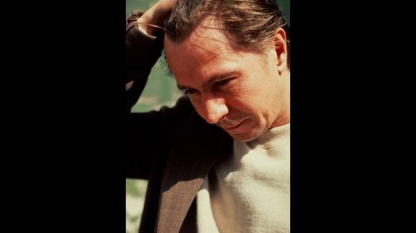 Гари Олдмэн ( Gary Oldman )