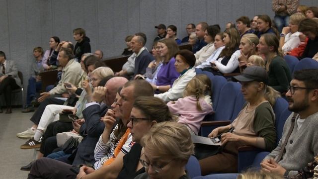 В Дубне состоялось общественное обсуждение проекта благоустройства Чернореченской лесопарковой зоны смотреть онлайн