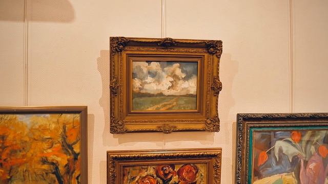 Выставка Галины Тихомировой «Облака плывут…» в Галерее Нагорная смотреть онлайн