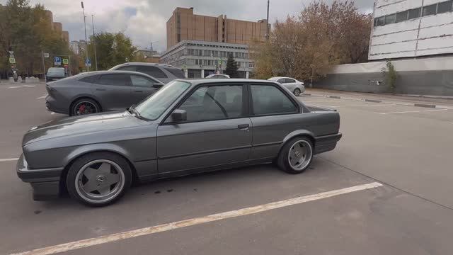 BMW E 30 1989. смотреть онлайн