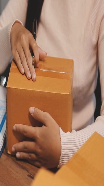 Как вернуть деньги за некачественный товар на маркетплейсе