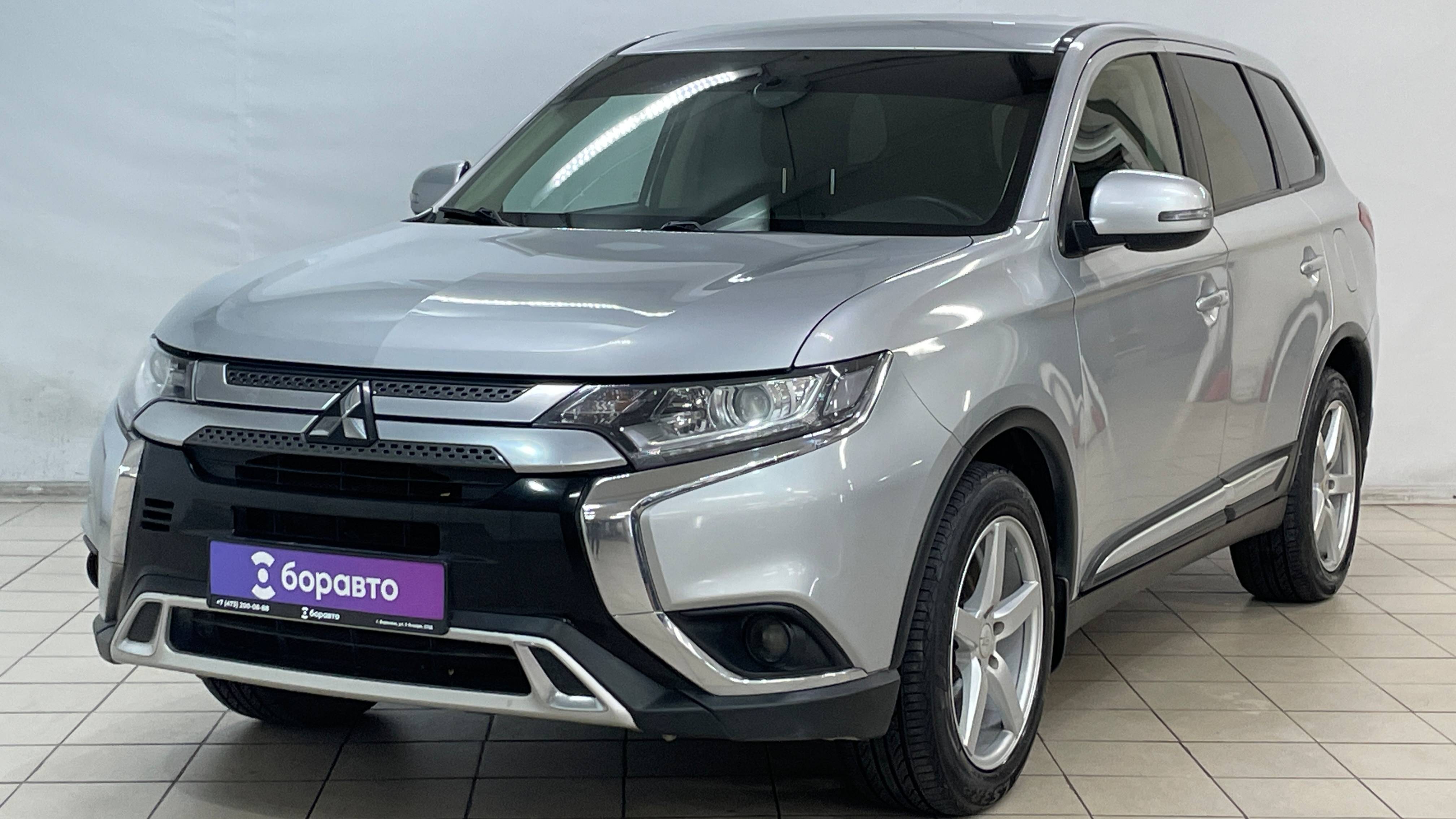 MITSUBISHI OUTLANDER смотреть онлайн