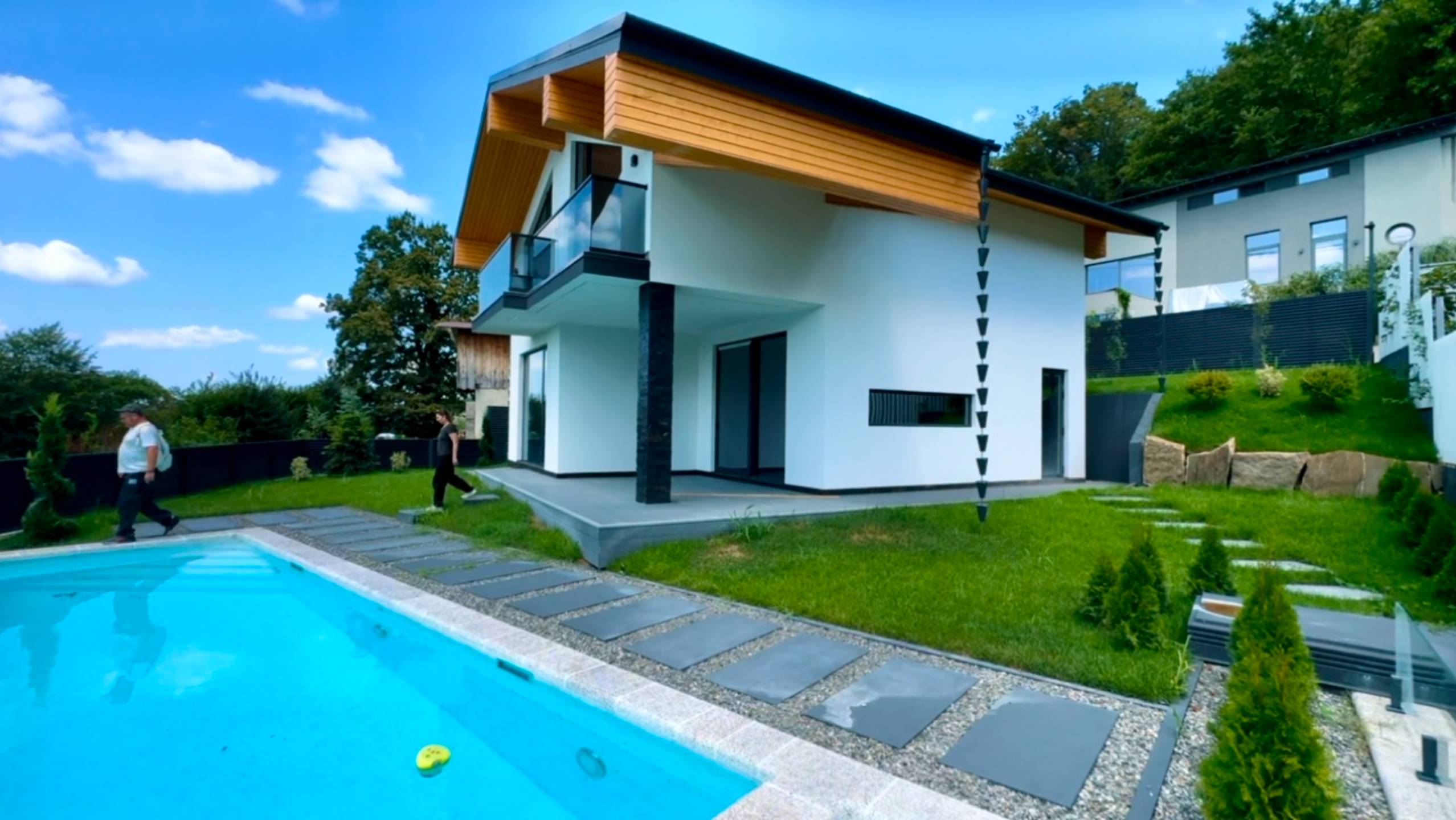 Красивый дом с бассейном в горах Сочи смотреть онлайн